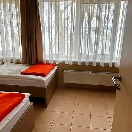 فندق Bf Balatonföldvár